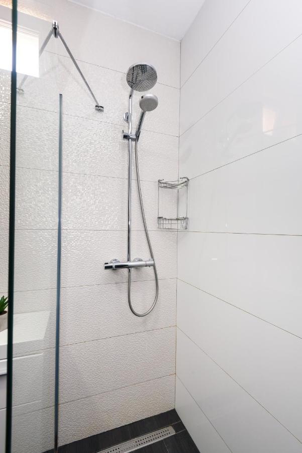 Apartment Tina โพลเช ภายนอก รูปภาพ