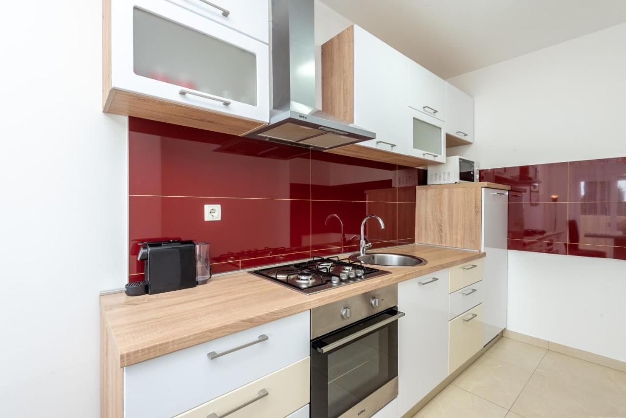 Apartment Tina โพลเช ภายนอก รูปภาพ