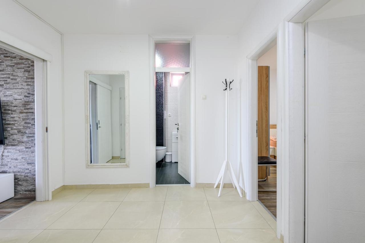 Apartment Tina โพลเช ภายนอก รูปภาพ