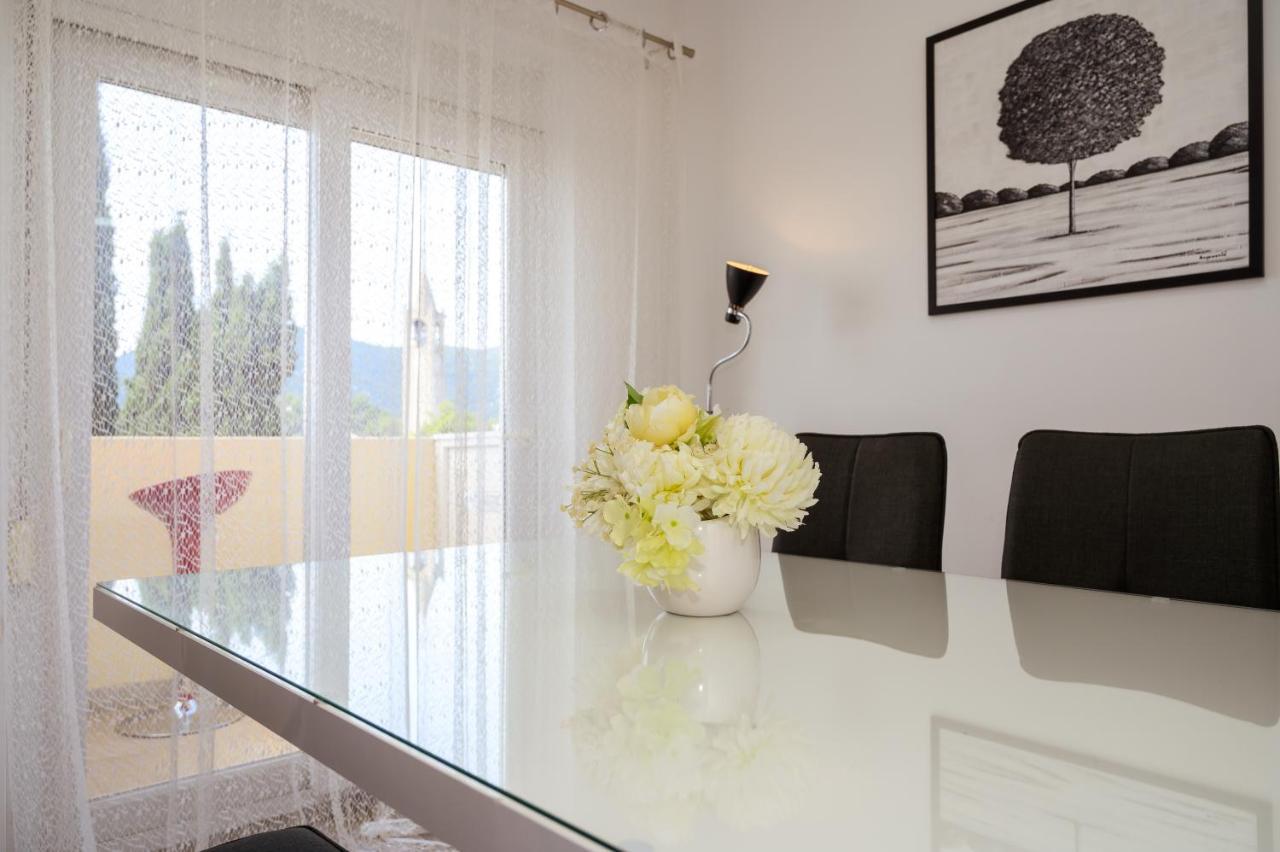 Apartment Tina โพลเช ภายนอก รูปภาพ